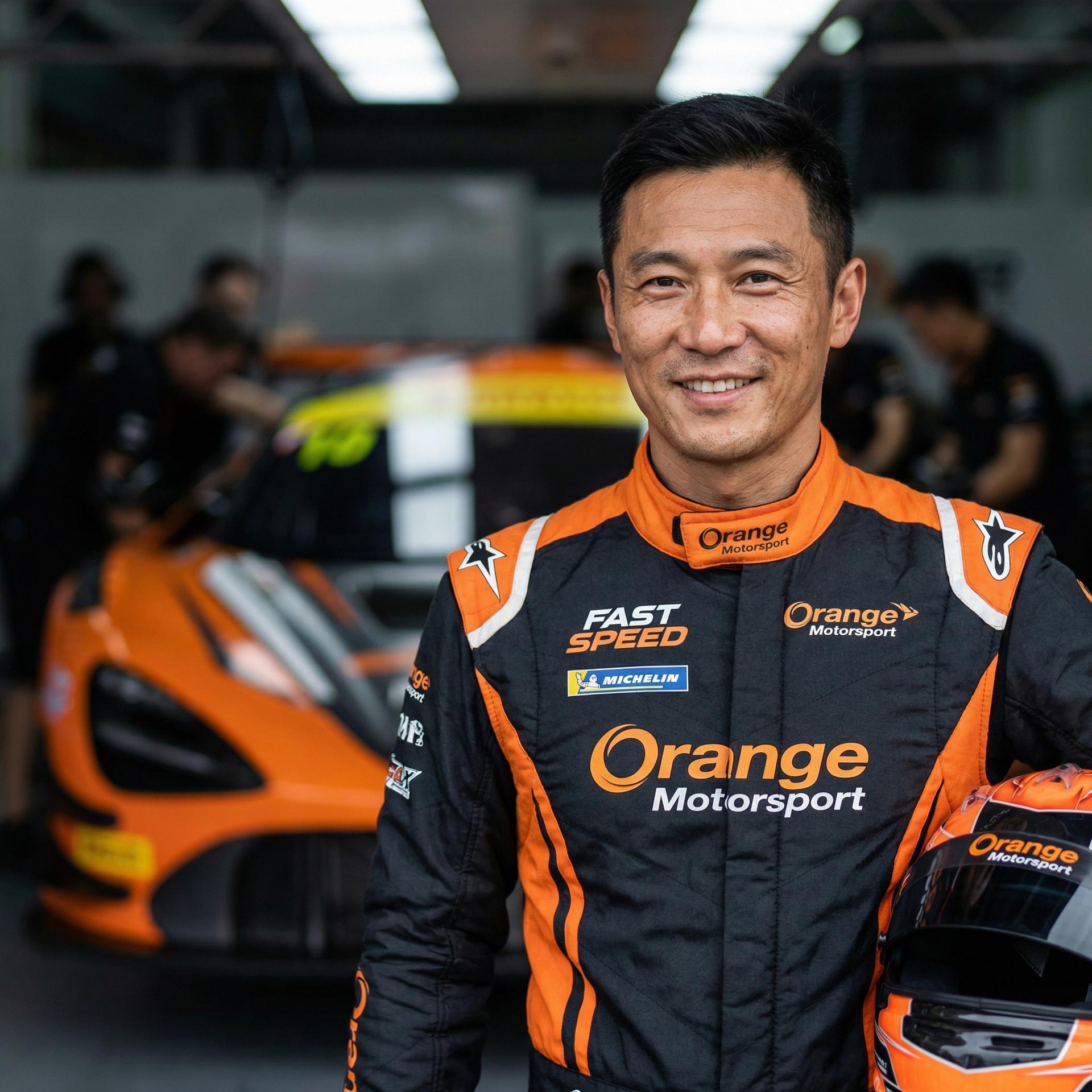 男同网赛车技术顾问张浩然